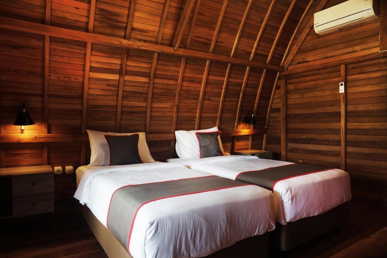 Collection O 9 Villa Ubud Anyer Exterior foto